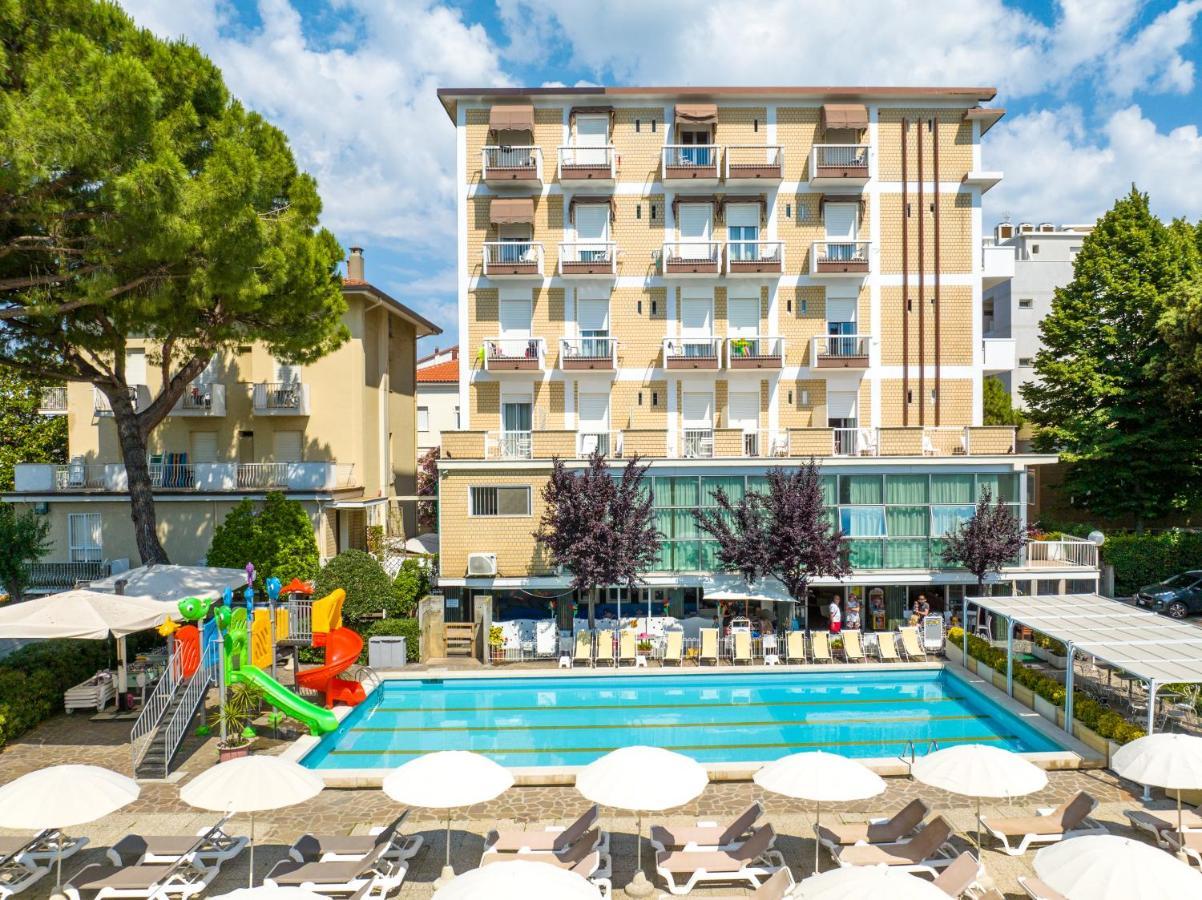 Lotus Hotel All Inclusive & Spiaggia Rimini Zewnętrze zdjęcie