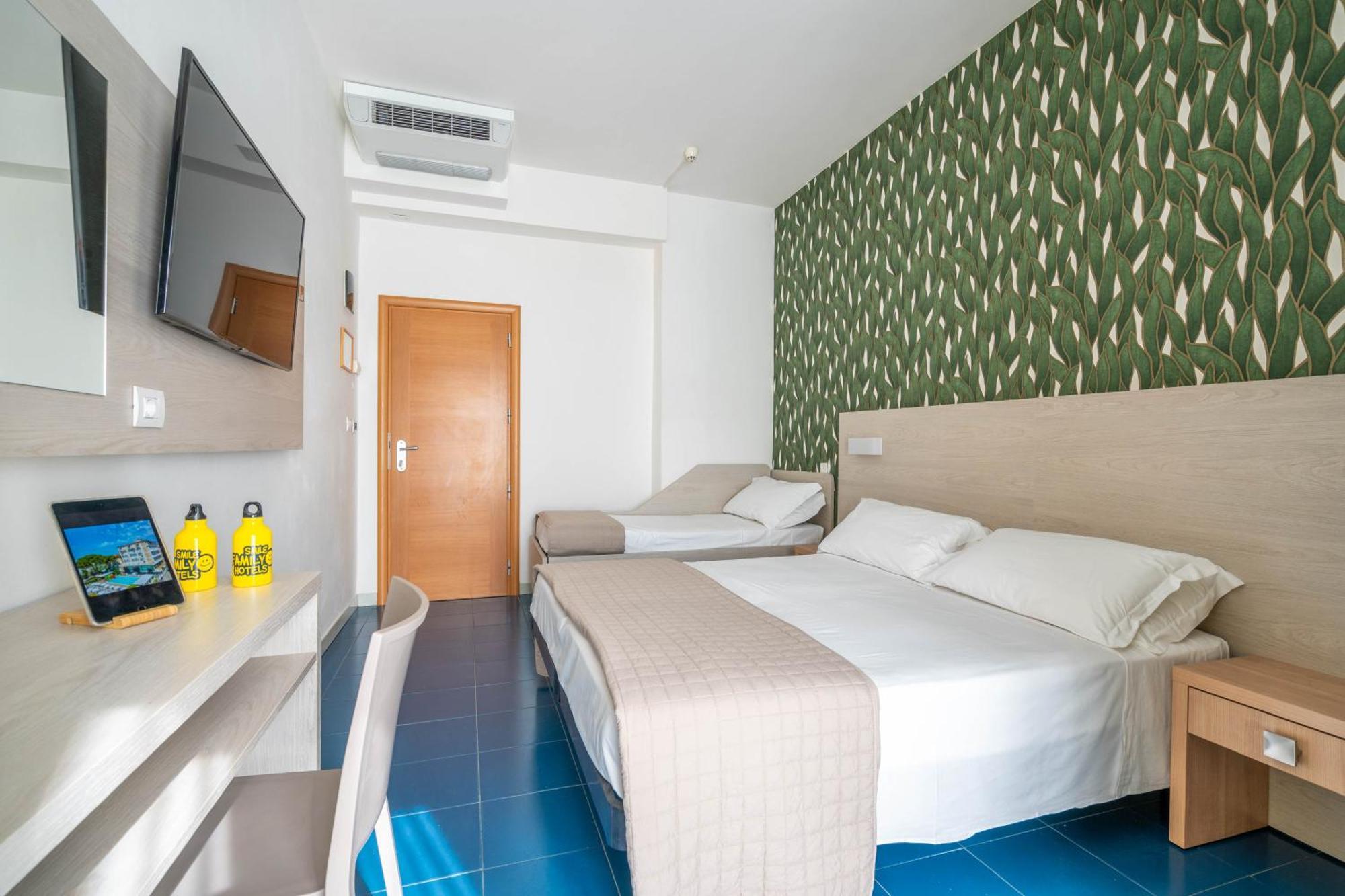 Lotus Hotel All Inclusive & Spiaggia Rimini Zewnętrze zdjęcie