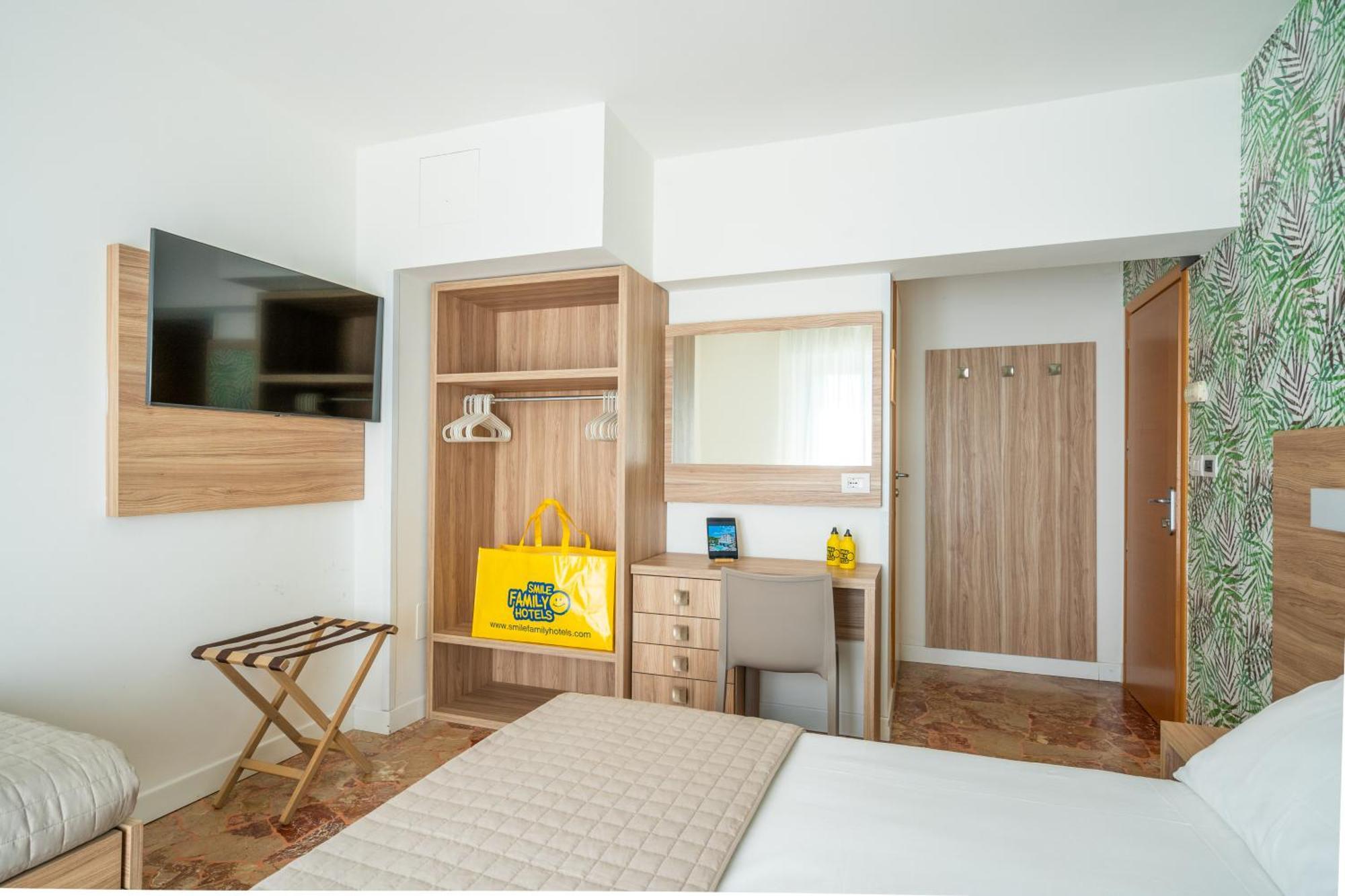 Lotus Hotel All Inclusive & Spiaggia Rimini Zewnętrze zdjęcie