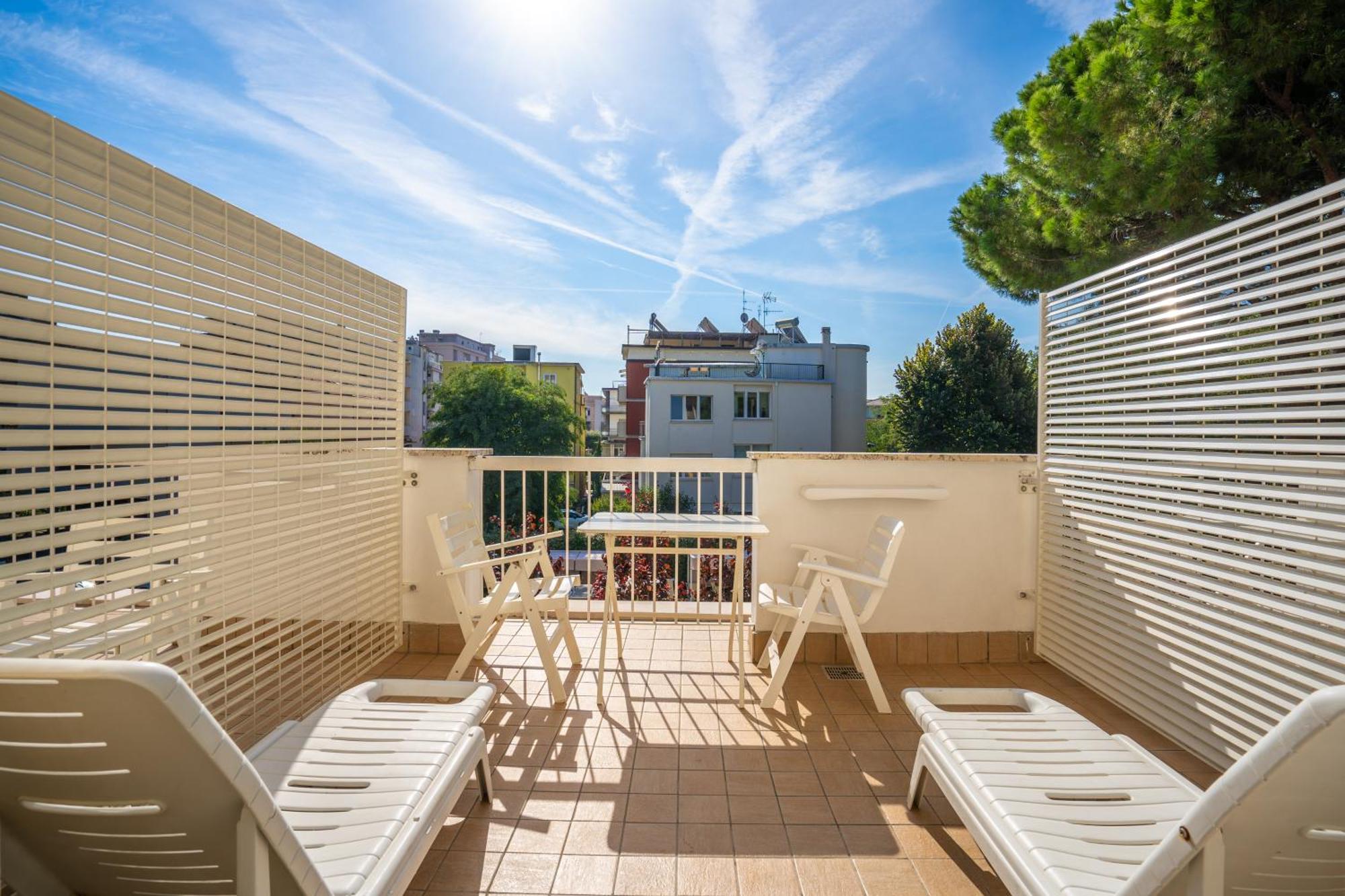 Lotus Hotel All Inclusive & Spiaggia Rimini Zewnętrze zdjęcie