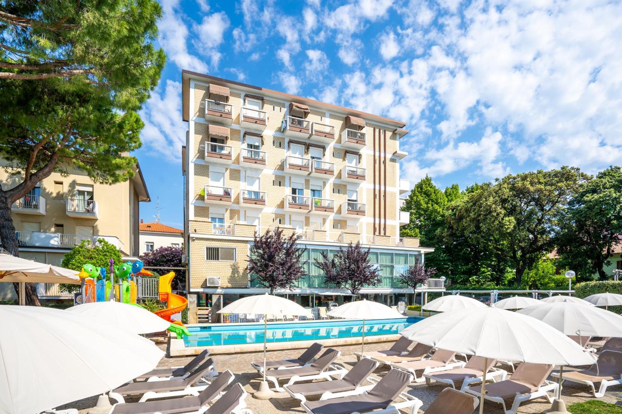 Lotus Hotel All Inclusive & Spiaggia Rimini Zewnętrze zdjęcie