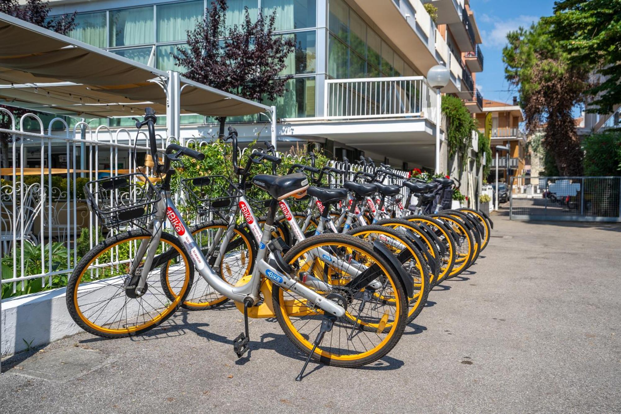 Lotus Hotel All Inclusive & Spiaggia Rimini Zewnętrze zdjęcie