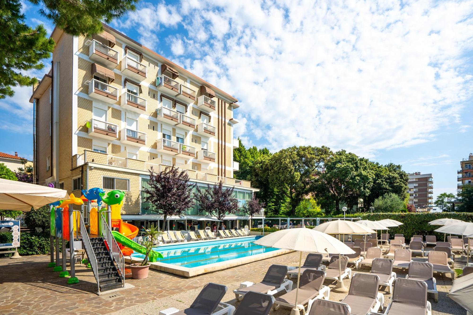 Lotus Hotel All Inclusive & Spiaggia Rimini Zewnętrze zdjęcie