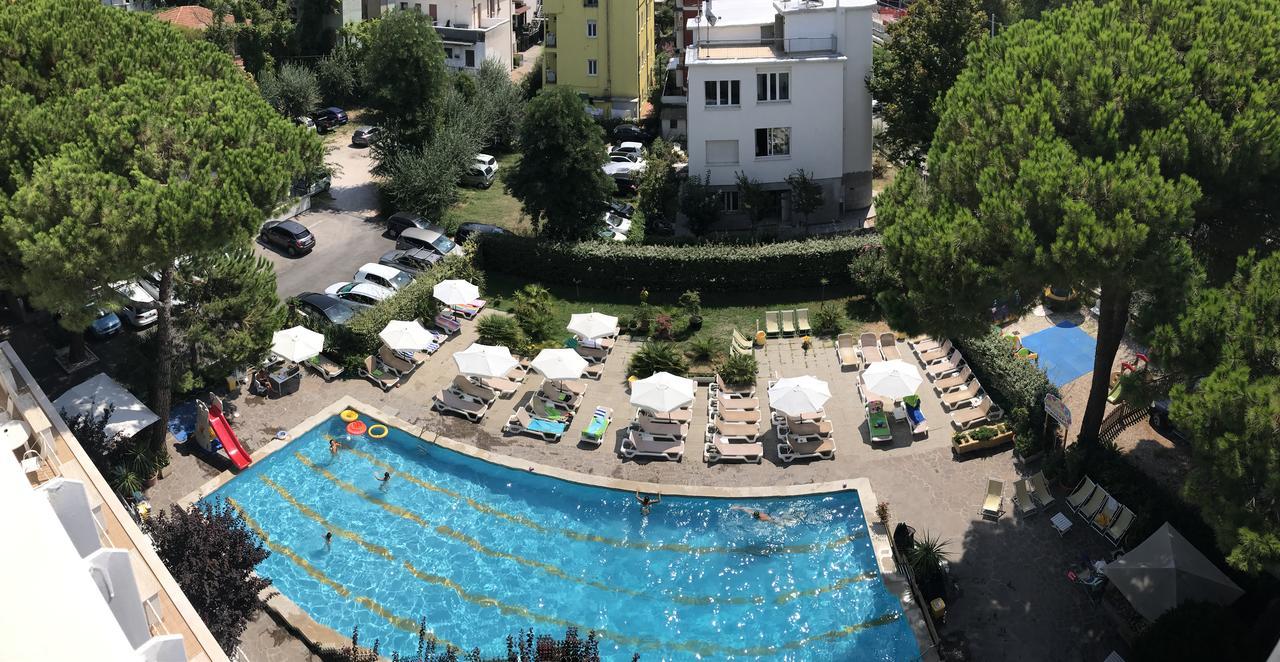 Lotus Hotel All Inclusive & Spiaggia Rimini Zewnętrze zdjęcie